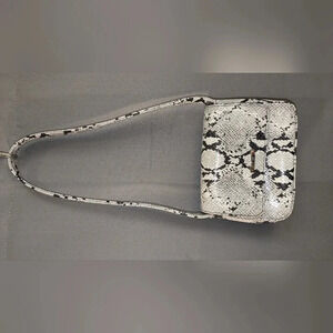 Nine West small shoulder purse